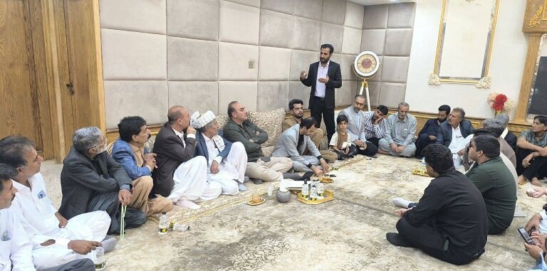 پیگیری مشکلات سوخترسانی و کدینگ ناوگان حملونقل و حمل بار درون شهری سیستان با حضور «فرهاد شهرکی»