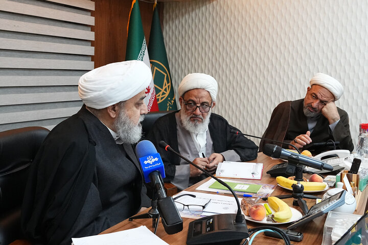 نشست مشترک کمیسیون فرهنگی مجلس با رئیس مجمع تقریب مذاهب اسلامی
