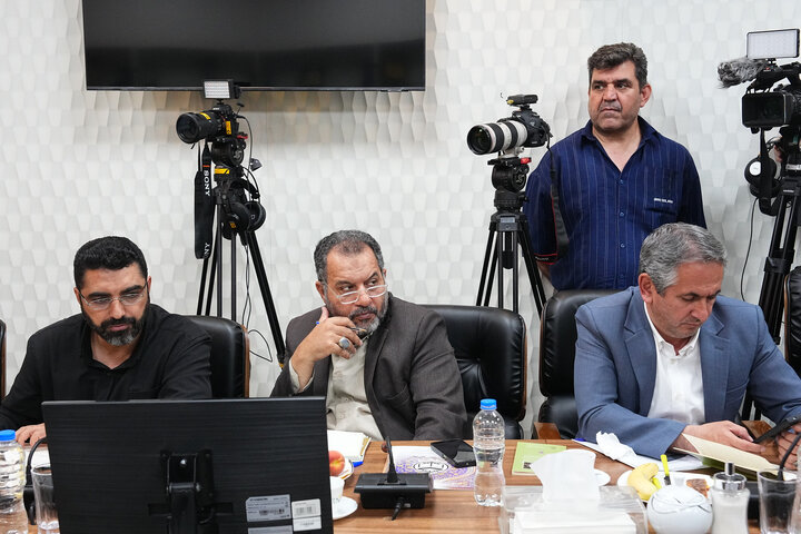 نشست مشترک کمیسیون فرهنگی مجلس با رئیس مجمع تقریب مذاهب اسلامی