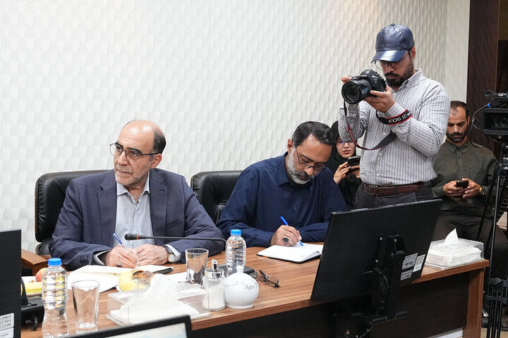 نشست مشترک کمیسیون فرهنگی مجلس با رئیس مجمع تقریب مذاهب اسلامی