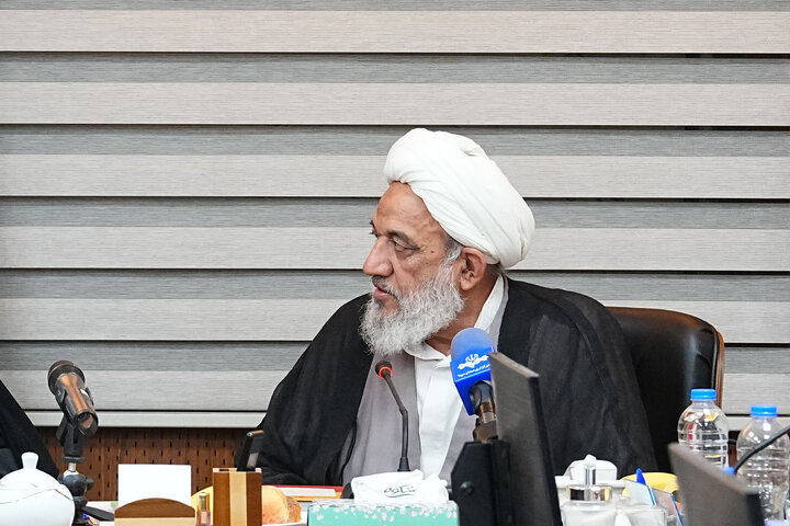 نشست مشترک کمیسیون فرهنگی مجلس با رئیس مجمع تقریب مذاهب اسلامی