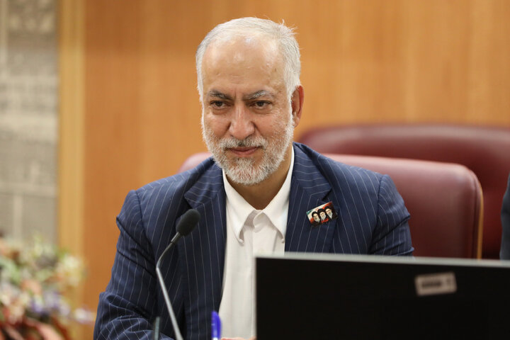 نشست کمیسیون برنامه و بودجه مجلس با مدیرعامل شرکت ملی پالایش و پخش فرآورده های نفتی