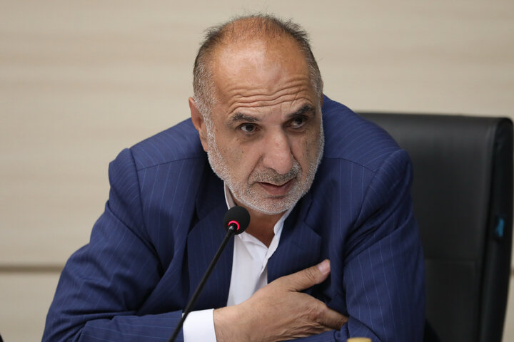 نشست مشترک کمیسیون امور داخلی کشور و شوراهای مجلس با وزیر صنعت، معدن و تجارت