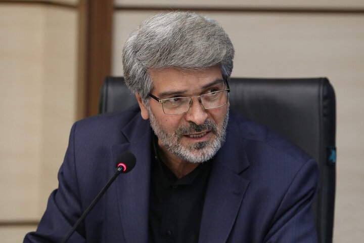 نشست مشترک کمیسیون امور داخلی کشور و شوراهای مجلس با وزیر صنعت، معدن و تجارت