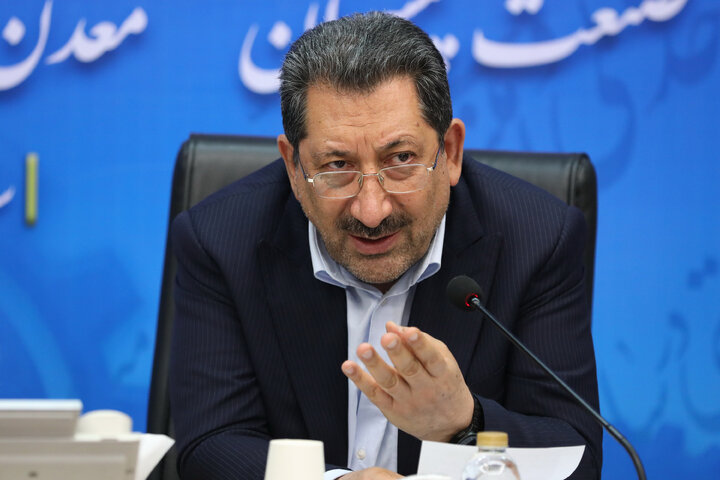 نشست مشترک کمیسیون امور داخلی کشور و شوراهای مجلس با وزیر صنعت، معدن و تجارت