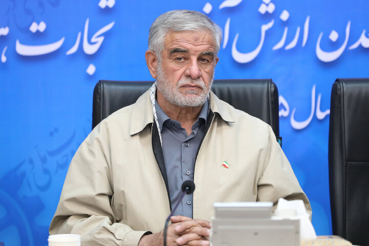 نشست مشترک کمیسیون امور داخلی کشور و شوراهای مجلس با وزیر صنعت، معدن و تجارت