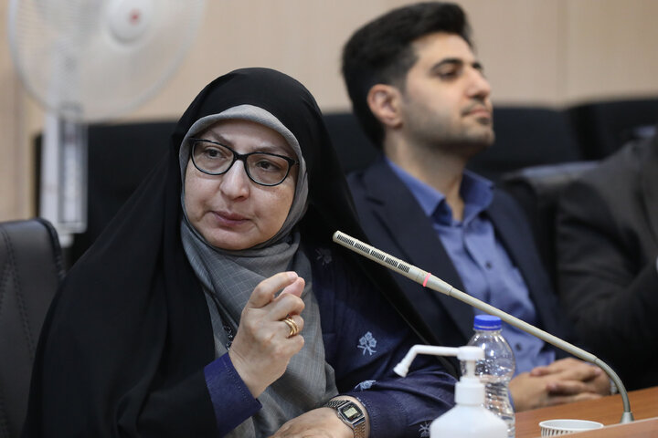 نشست کمیسیون بهداشت و درمان با مدیران سازمان غذا و دارو