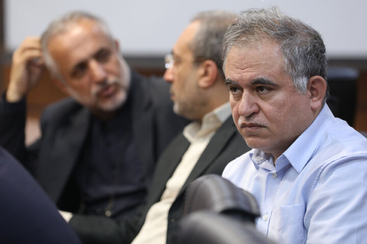 نشست کمیسیون بهداشت و درمان با مدیران سازمان غذا و دارو