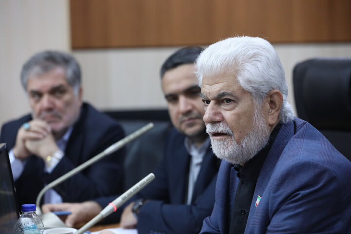 نشست کمیسیون بهداشت و درمان با مدیران سازمان غذا و دارو