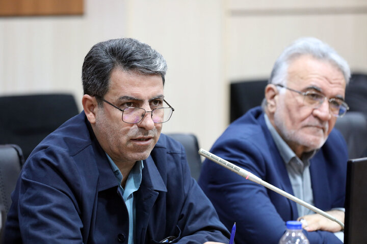 نشست کمیسیون بهداشت و درمان با مدیران سازمان غذا و دارو