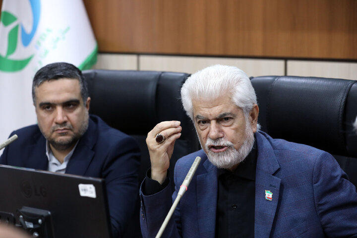 نشست کمیسیون بهداشت و درمان با مدیران سازمان غذا و دارو