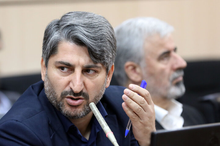 نشست کمیسیون بهداشت و درمان با مدیران سازمان غذا و دارو