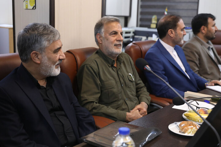 نشست کمیسون اصل ۹۰ با وزیر نفت
