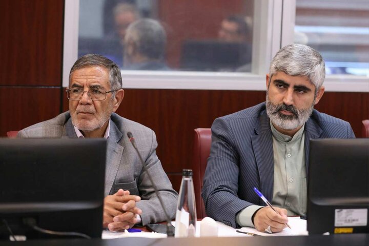 نشست کمیسیون کشاورزی با رئیس سازمان محیط‌زیست