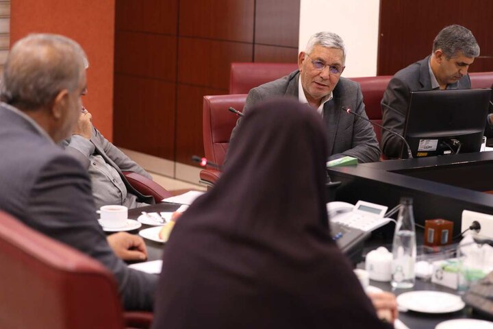 نشست کمیسیون کشاورزی با رئیس سازمان محیط‌زیست