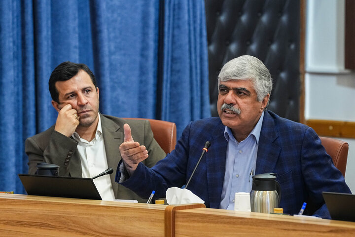 نشست کمیسیون آموزش مجلس با معاون علمی و فناوری رئیس جمهور
