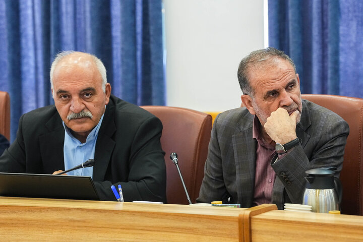 نشست کمیسیون آموزش مجلس با معاون علمی و فناوری رئیس جمهور