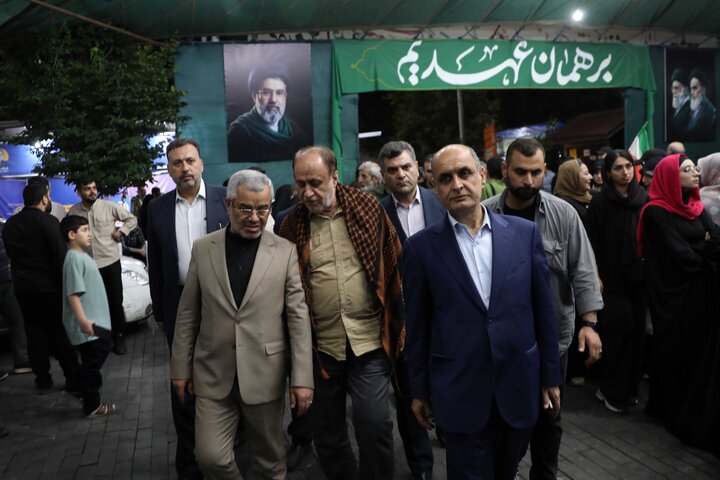 حضور حاجی بابایی در تجمع مردم رشت
