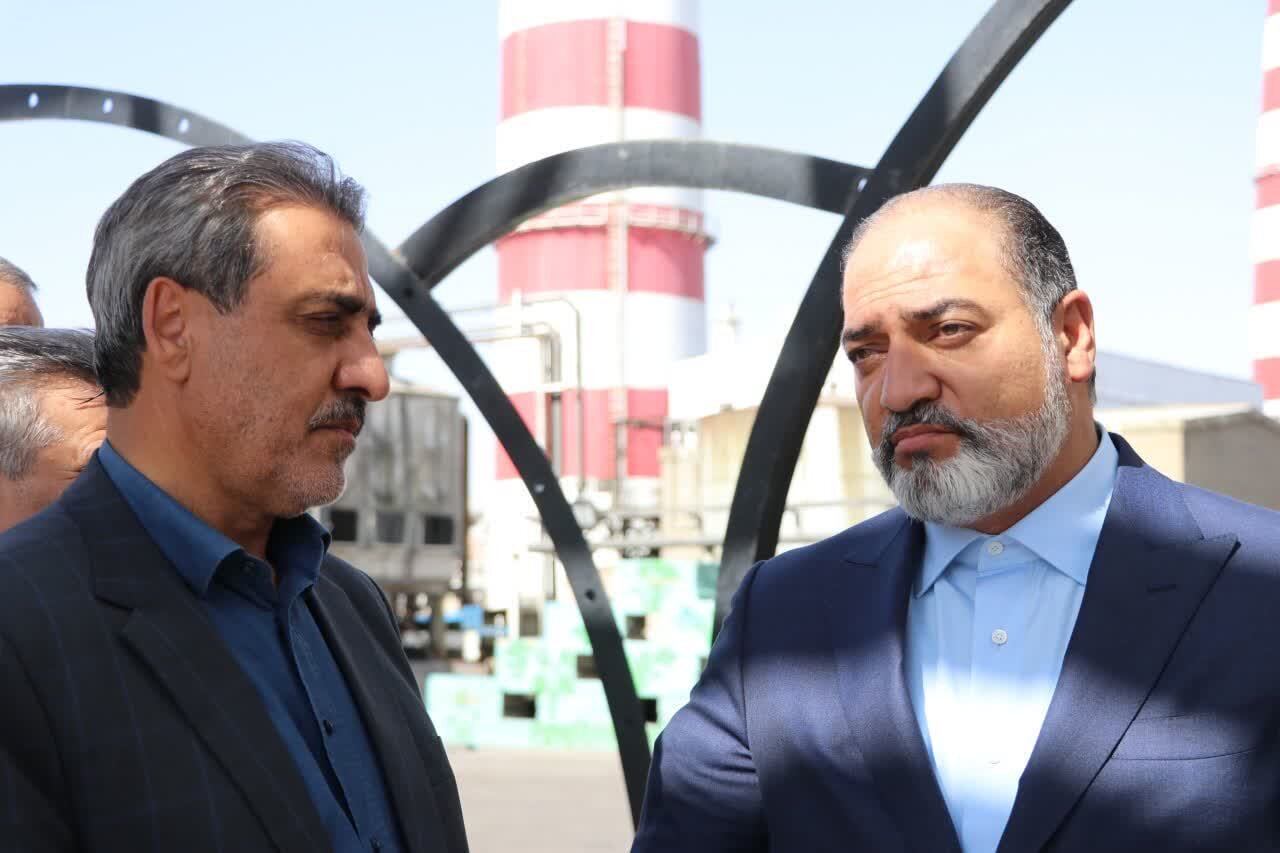 بازدید نویدی از کارخانه ذوب خاتون‌آباد/ روند تولید و مسائل واحد صنعتی بررسی و بر تسریع در حمایت‌های اجرایی تاکید شد