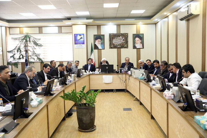 نشست کمیسیون انرژی مجلس با معاونین وزارتخانه ها