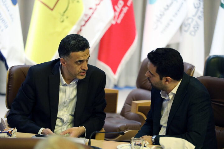 نشست کمیسیون برنامه و بودجه مجلس با رئیس بانک مرکزی