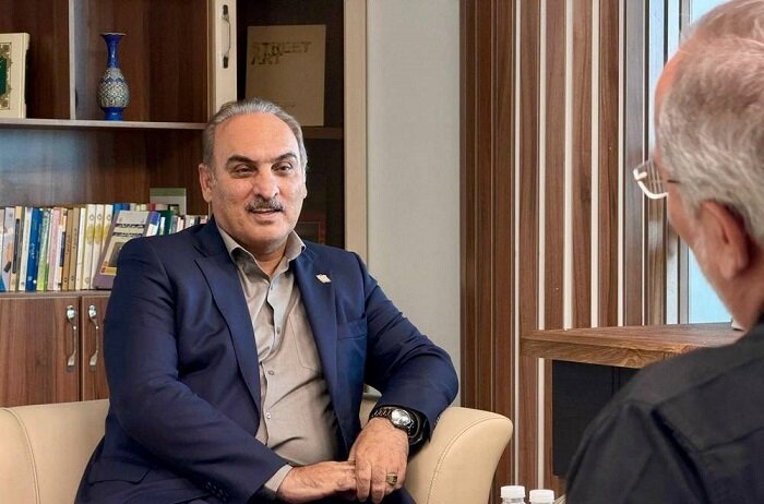 پیگیری مطالبات کشاورزان و دامداران سیستان در دیدار فرهاد شهرکی با قائم‌مقام وزیر جهاد کشاورزی/تاکید بر نقش محوری کشاورزی و دامداری در معیشت مردم منطقه