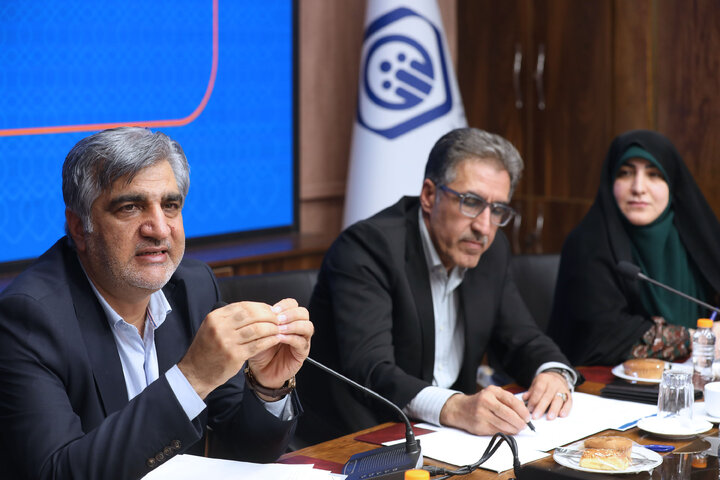 نشست کمیسیون صنایع و معادن مجلس شورای اسلامی با رییس و معاونین سازمان تامین اجتماعی