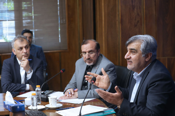 نشست کمیسیون صنایع و معادن مجلس شورای اسلامی با رییس و معاونین سازمان تامین اجتماعی