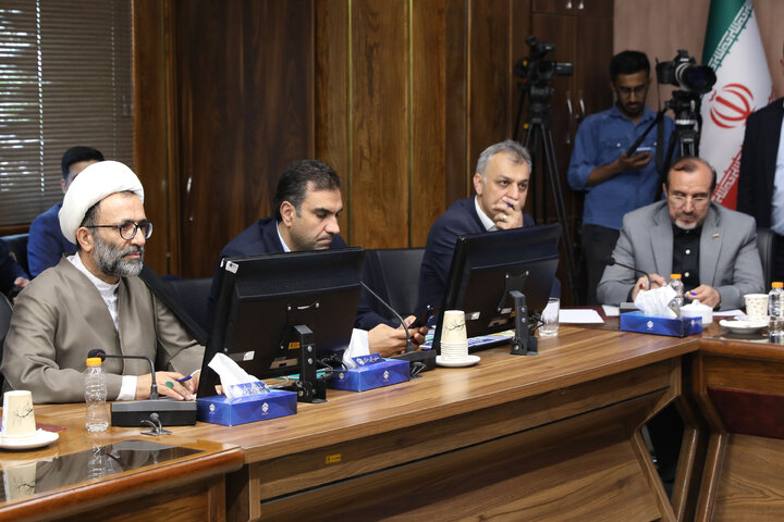 نشست کمیسیون صنایع و معادن مجلس شورای اسلامی با رییس و معاونین سازمان تامین اجتماعی