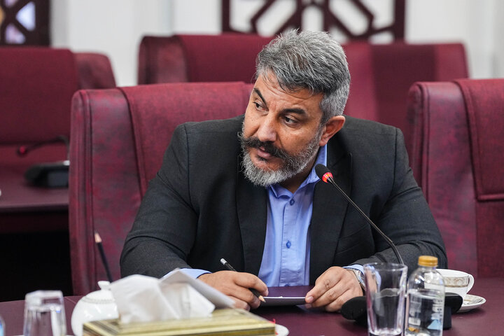 نشست کمیسیون شوراهای مجلس با وزیر اقتصاد