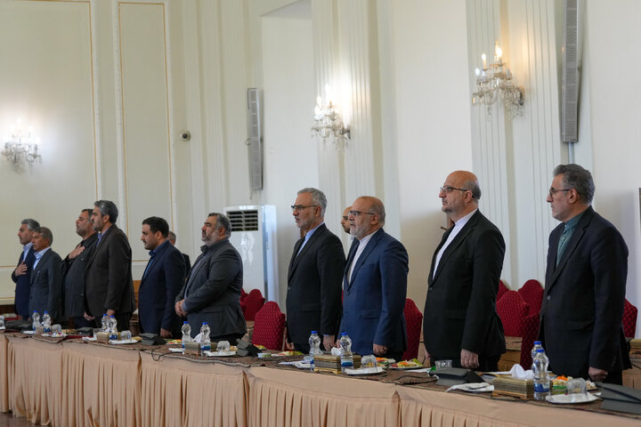 نشست کمیسیون اقتصادی مجلس با وزیر امور خارجه