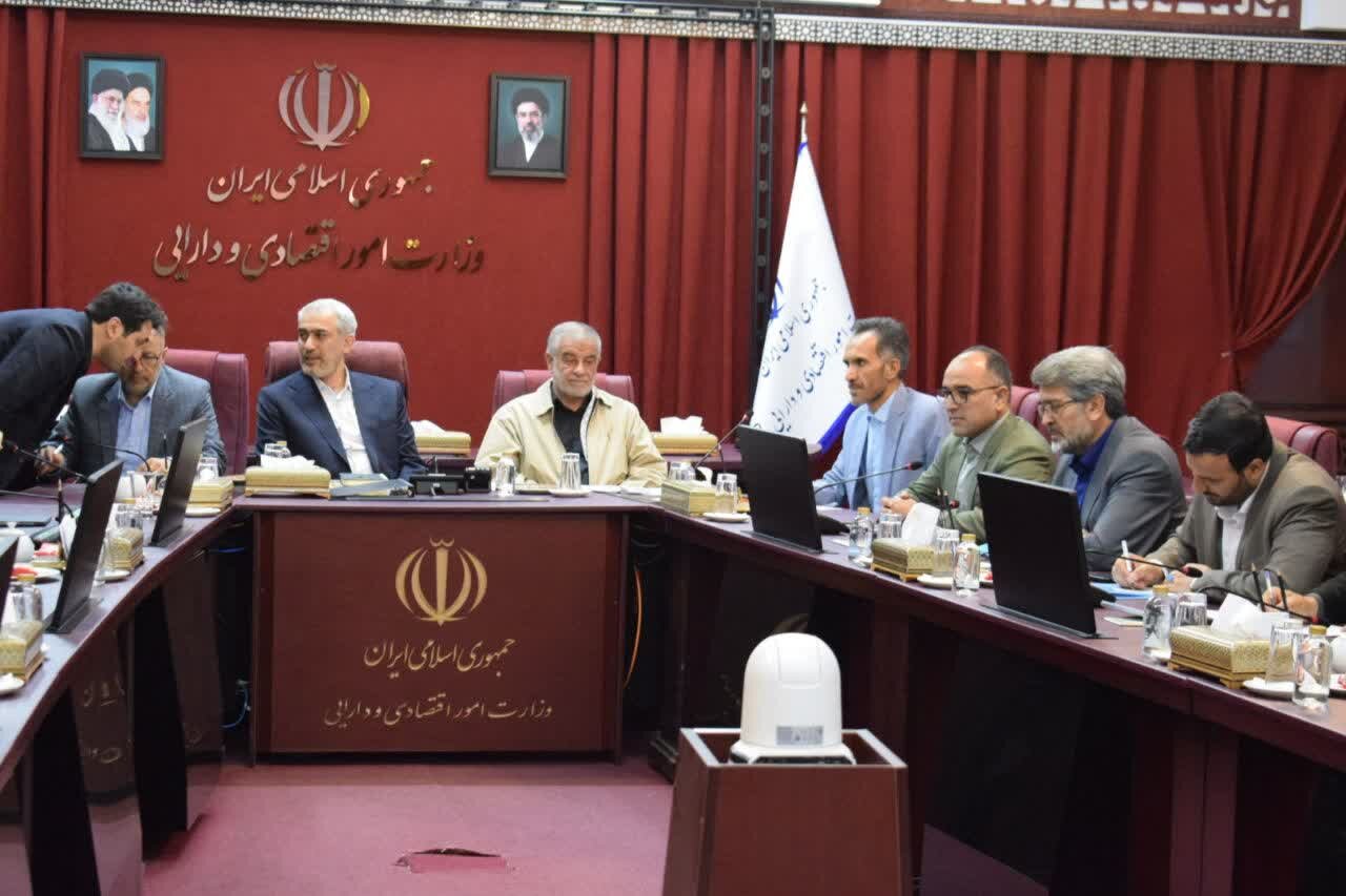 ضرورت حمایت از کسب و کارهای آسیب دیده مستقیم یا غیرمستقیم از جنگ های تحمیلی/ پرداخت تسهیلات ازدواج و تسهیلات تکلیفی تسریع شود