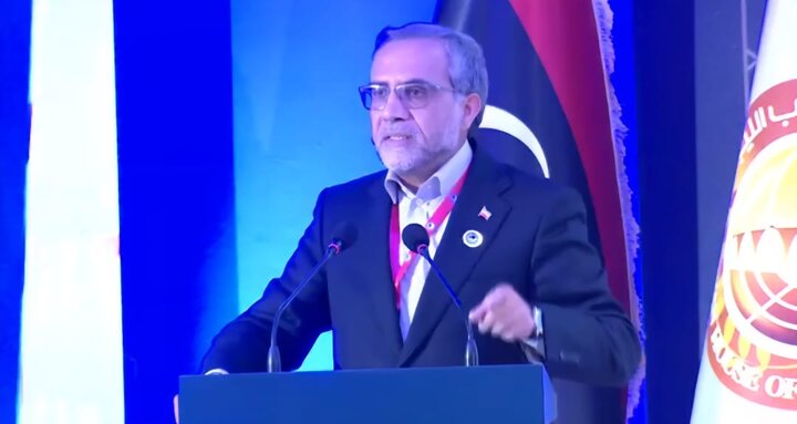 رهبر شهید ایران فدای دفاع از اسلام و قرآن، عزت ایران و قضیه فلسطین شد
