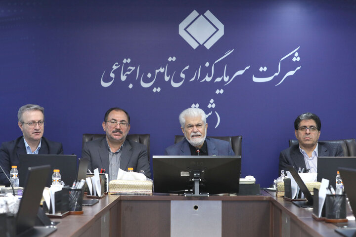 نشست کمیسیون بهداشت و درمان و اموزش پزشکی مجلس شورای اسلامی با مدیر عامل سازمان شستا