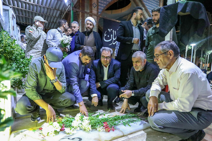 ادای احترام نایب رییس مجلس شورای اسلامی به شهدای محلات