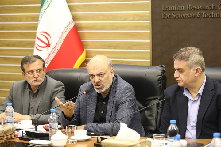 بازدید اعضای کمیسیون آموزش از سازمان پژوهش‌های علمی و صنعتی ایران
