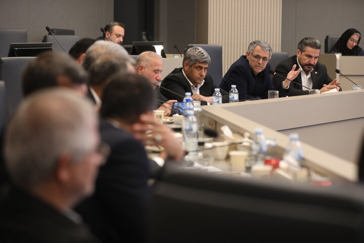 نشست کمیسیون عمران با رئیس سازمان توسعه تجارت ایران