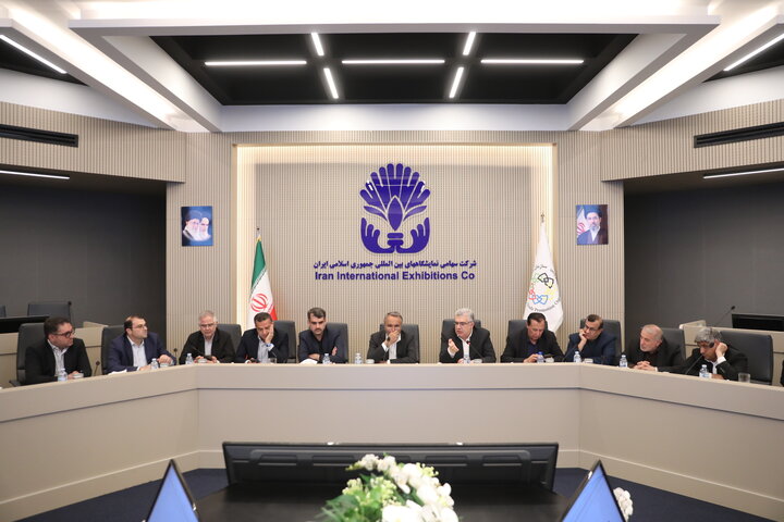 نشست کمیسیون عمران با رئیس سازمان توسعه تجارت ایران