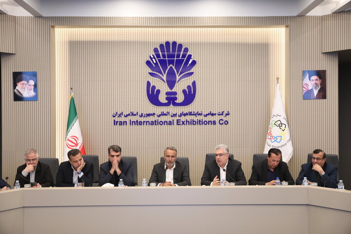 نشست کمیسیون عمران با رئیس سازمان توسعه تجارت ایران