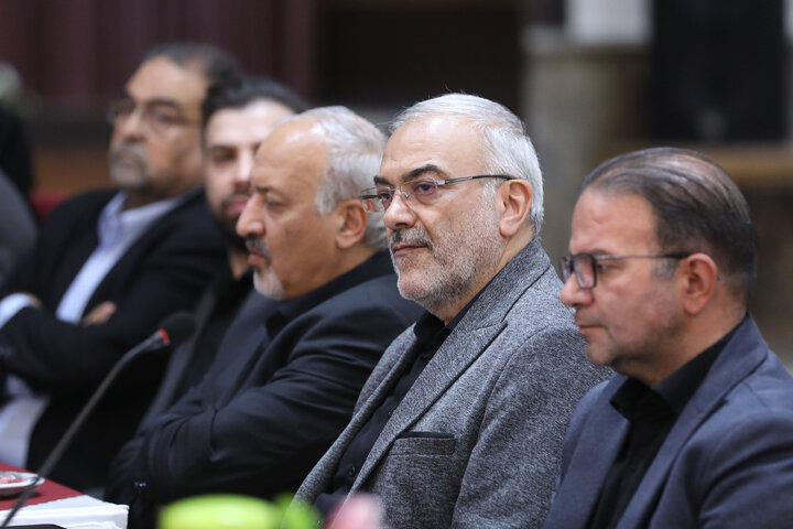 نشست هم‌اندیشی بازنگری در الگوی مصرف محصولات پلیمری با حضور رئیس فراکسیون محیط‌زیست