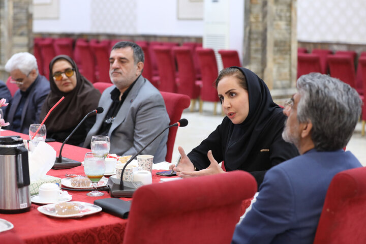 نشست هم‌اندیشی بازنگری در الگوی مصرف محصولات پلیمری با حضور رئیس فراکسیون محیط‌زیست