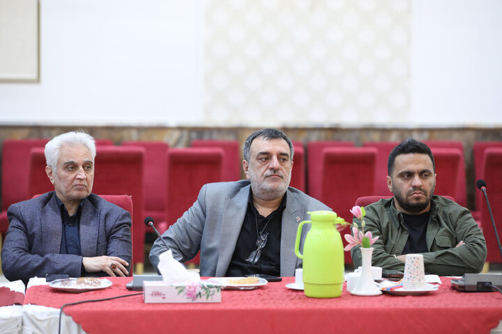 نشست هم‌اندیشی بازنگری در الگوی مصرف محصولات پلیمری با حضور رئیس فراکسیون محیط‌زیست