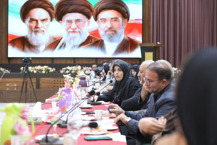 نشست هم‌اندیشی بازنگری در الگوی مصرف محصولات پلیمری با حضور رئیس فراکسیون محیط‌زیست