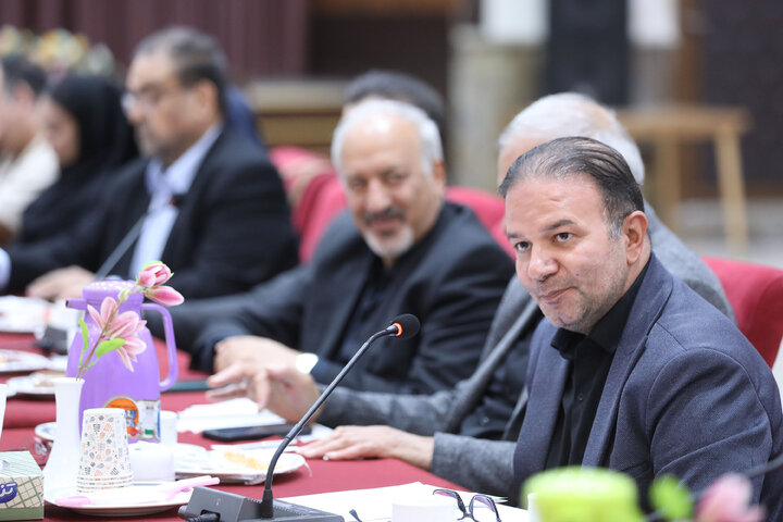 نشست هم‌اندیشی بازنگری در الگوی مصرف محصولات پلیمری با حضور رئیس فراکسیون محیط‌زیست