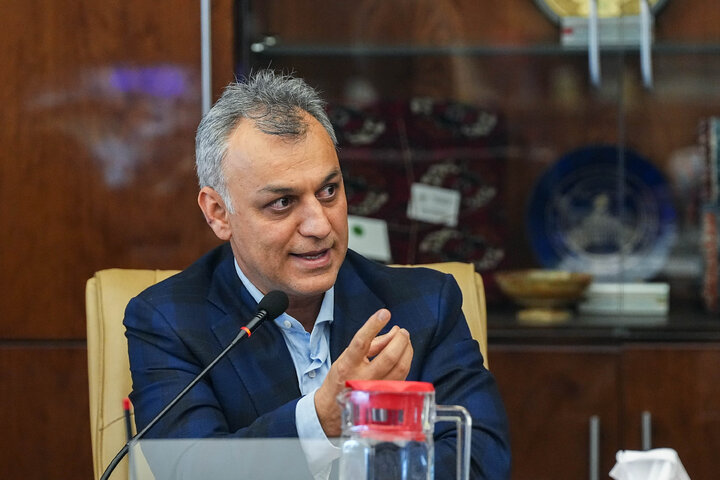 نشست کمیسیون صنایع و معادن با وزیر نیرو