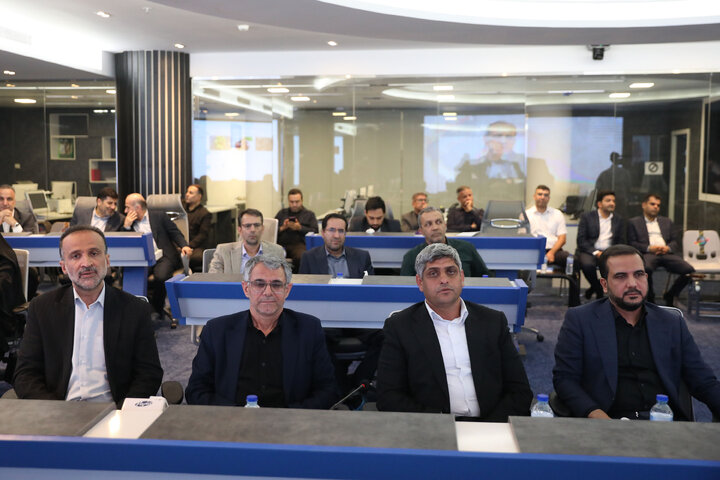 نشست مشترک اعضای کمیسیون عمران مجلس با وزیر جهاد کشاورزی