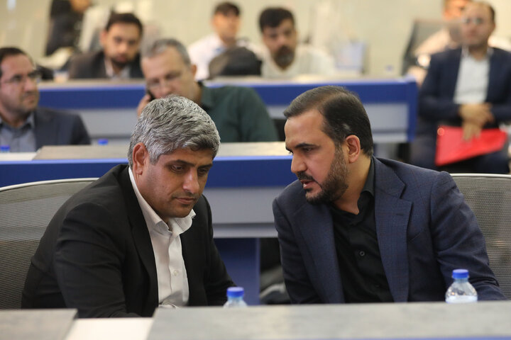 نشست مشترک اعضای کمیسیون عمران مجلس با وزیر جهاد کشاورزی