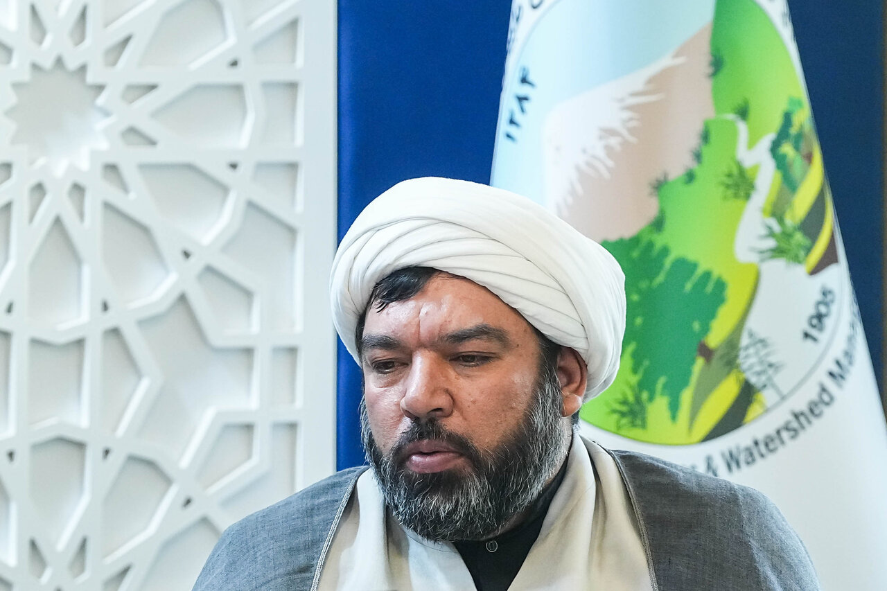 دلالان بیشترین سود زنجیره تولید را میبرند/ وزارت جهاد کشاورزی باید نقش مؤثرتری در تنظیم بازار ایفا کند/ با استفاده از ظرفیت فناوری بخش قابل توجهی از واسطهگری حذف شود