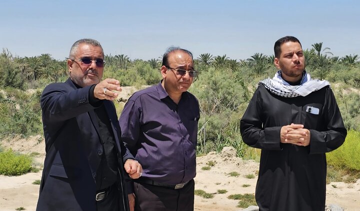 بازدید خنفری از پروژه احداث زمین چمن مصنوعی روستای گیداری