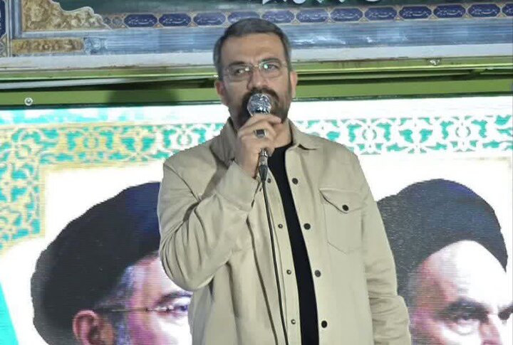 مردم میدان را خالی نکنند/سنگر خیابان، جایگاه مطالبه‌گری اصول و صیانت از کیان انقلاب است